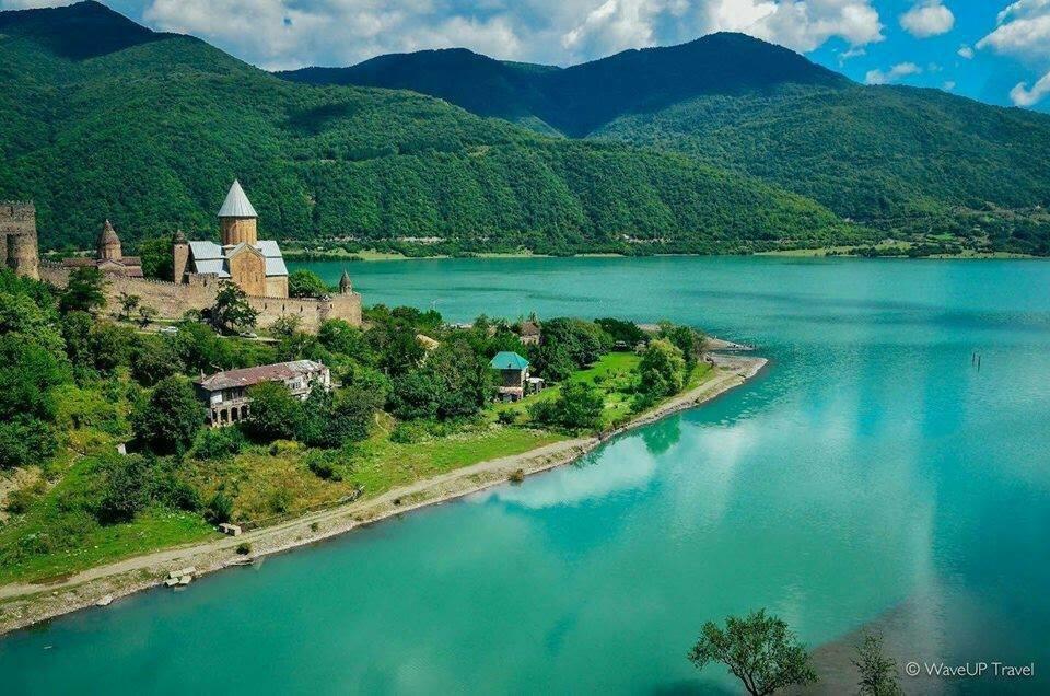 Marine'S Guest House Ananuri Екстер'єр фото
