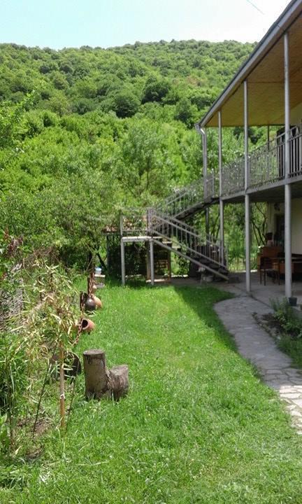 Marine'S Guest House Ananuri Екстер'єр фото