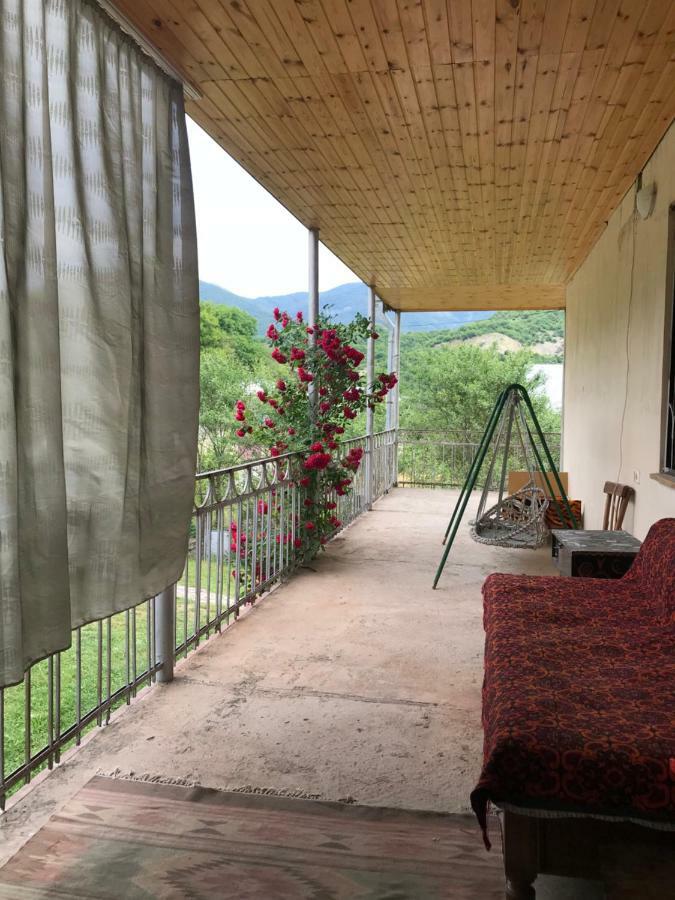 Marine'S Guest House Ananuri Екстер'єр фото